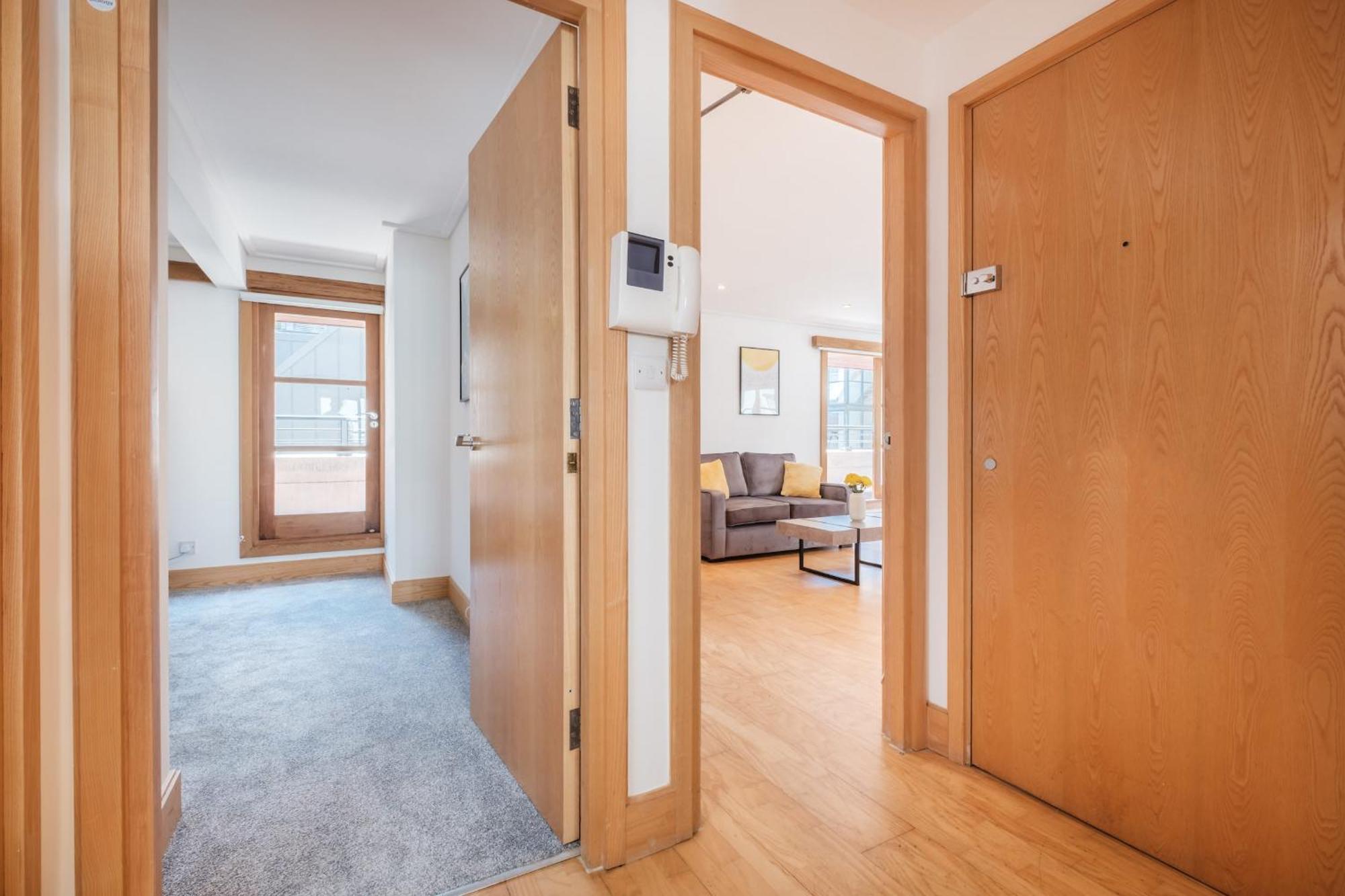 2Br Penthouse With Terrace - Heart Of Holborn - Cityapartmentstay 런던 외부 사진
